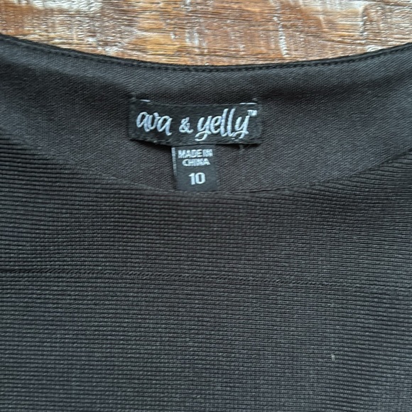 Ava & Yelly Nordstrom Kids Girls Mesh Insert Skater Flare Dress, size 10 - Picture 3 of 7